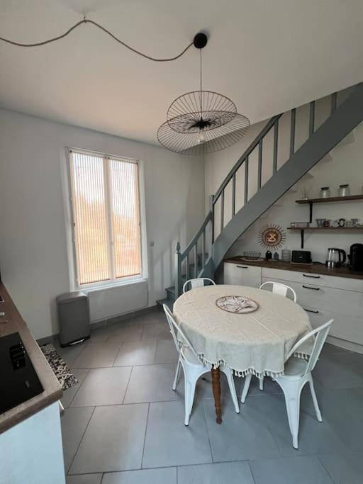 La Jolie Petite Maison Saint-Andre-les-Vergers Luaran gambar